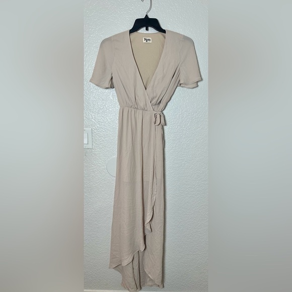 NWOT Show Me Your Mumu Sophia Wrap Tan Dress - Picture 3 of 5